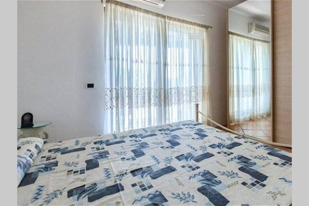 Apartment-Residence, Порто Черво Екстериор снимка